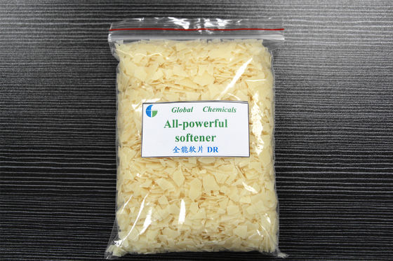 Farbhaus Schwache kationische Weichmacher Flakes, Textilweichmacher Warmwasser Typ